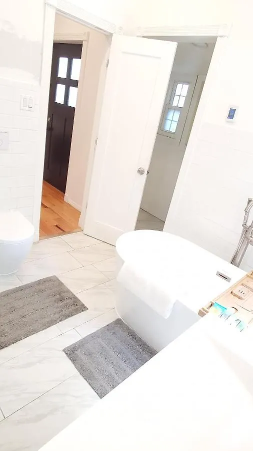 Gorgeous Victorian House!! Entire Suite In Sam'S Home New York 0*,